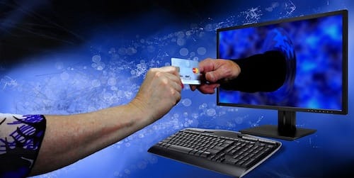 حماية البطاقة البنكية عند التسوق على الإنترنت